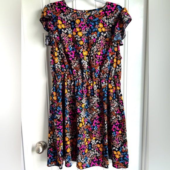SHEIN Curve Clasi Plus Multicolor Floral Ruffle Sleeves Mini Dress in 1XL/14 USW - Picture 1 of 15